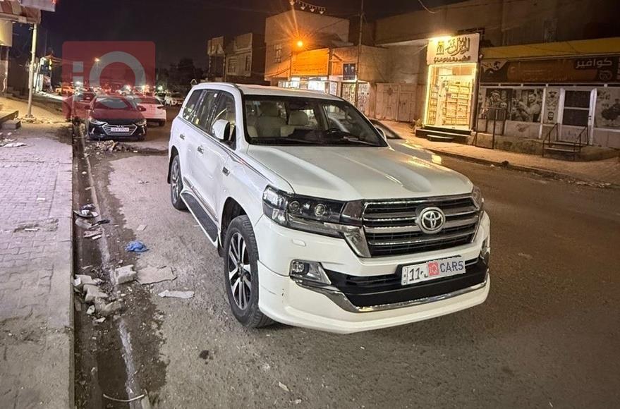 تويوتا لاندكروزر